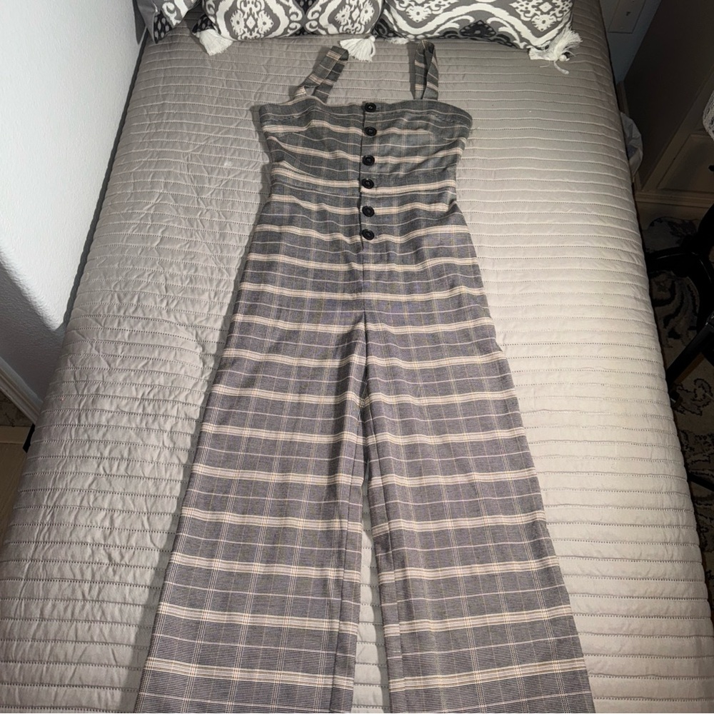 Cupcakes & cashmere women’s Plaid Jumpsuit with Button Detail Sz 2 - Picture 4 of 15